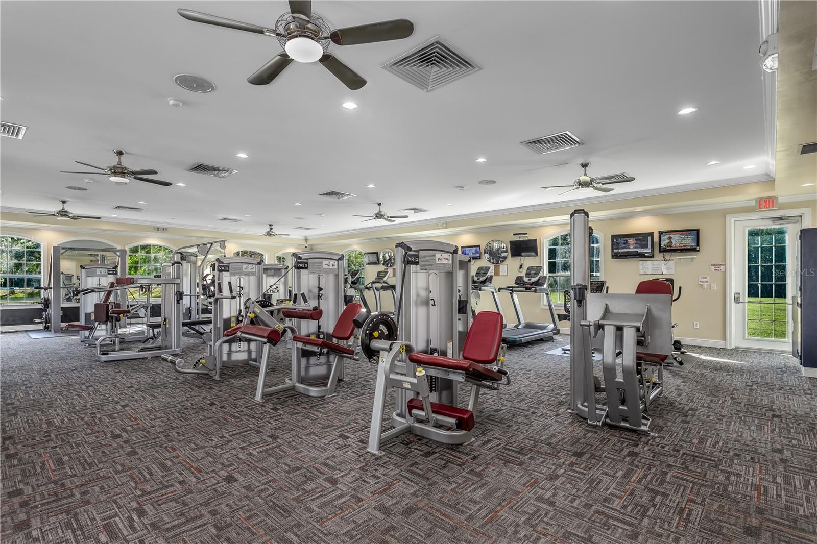 Image 31 of 35 For 5402 Spectacular Bid Drive