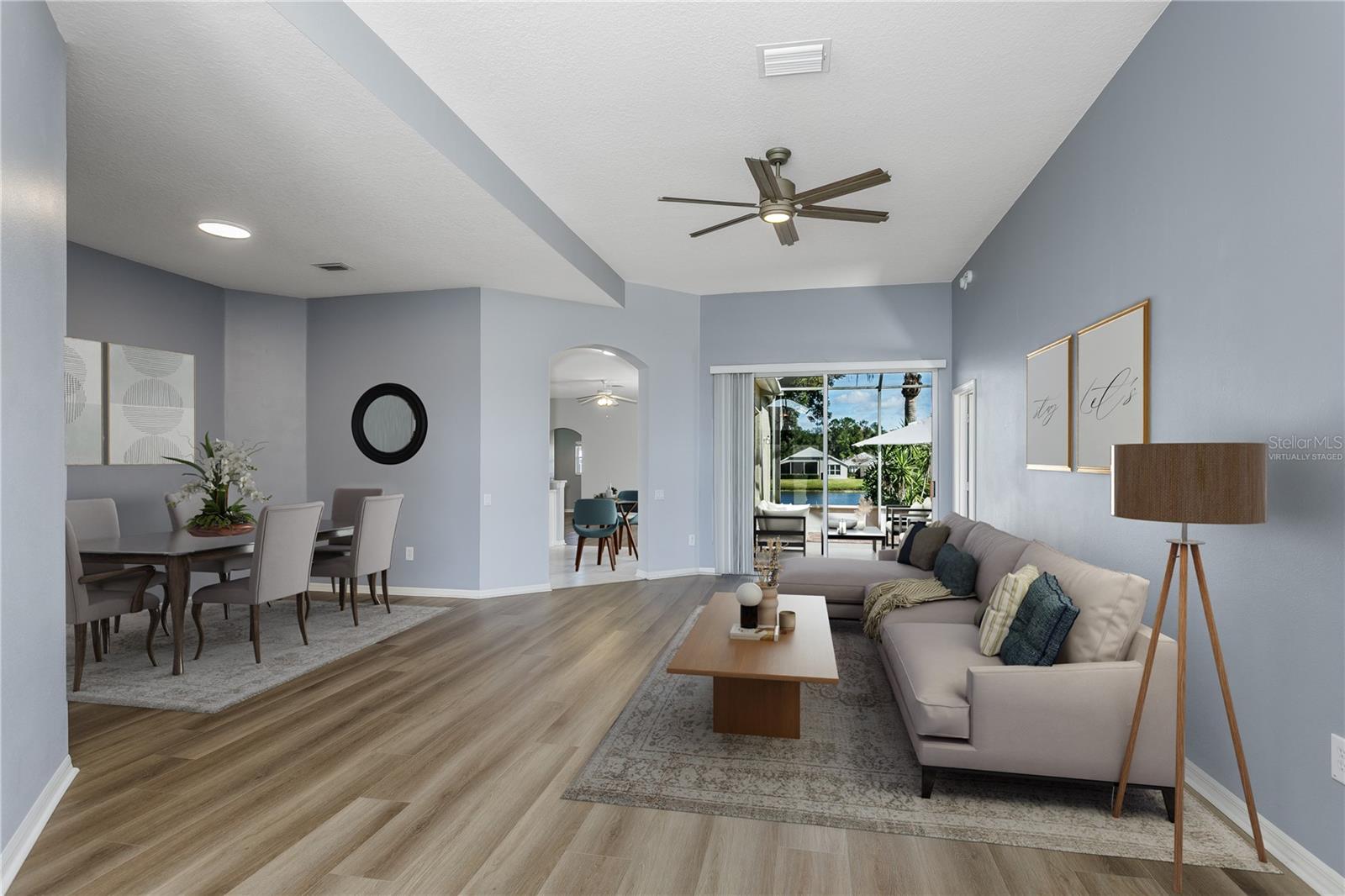 Image 4 of 35 For 5402 Spectacular Bid Drive