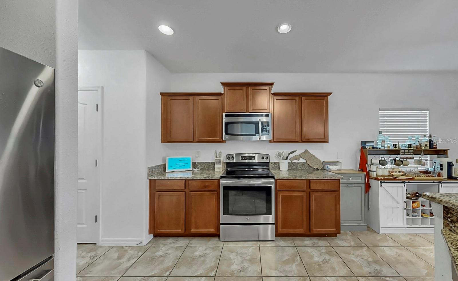 Image 16 of 60 For 10012 Newminster Loop