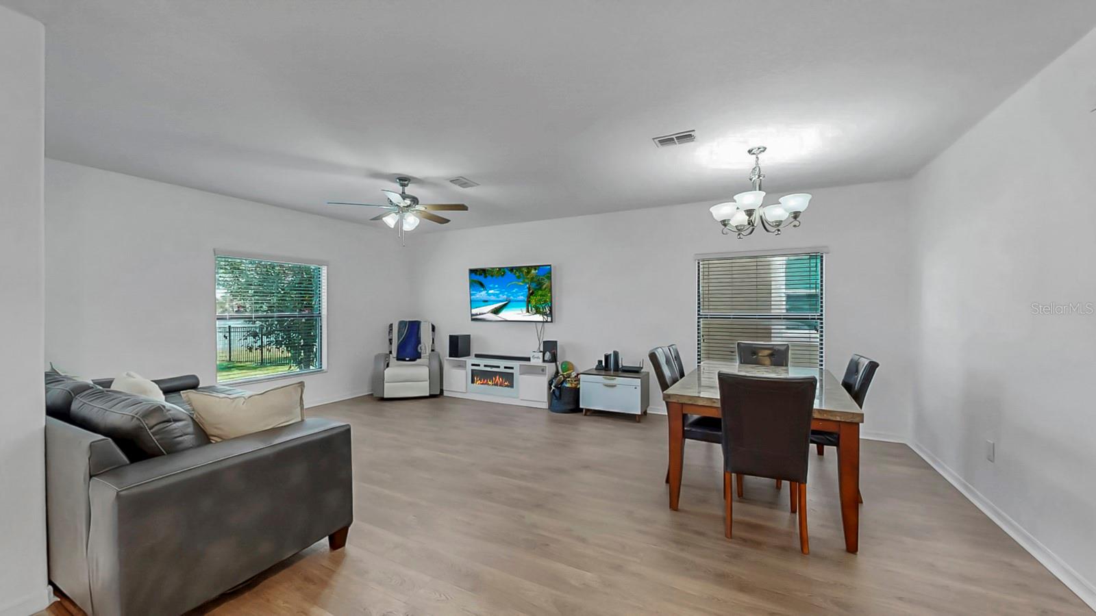 Image 25 of 60 For 10012 Newminster Loop