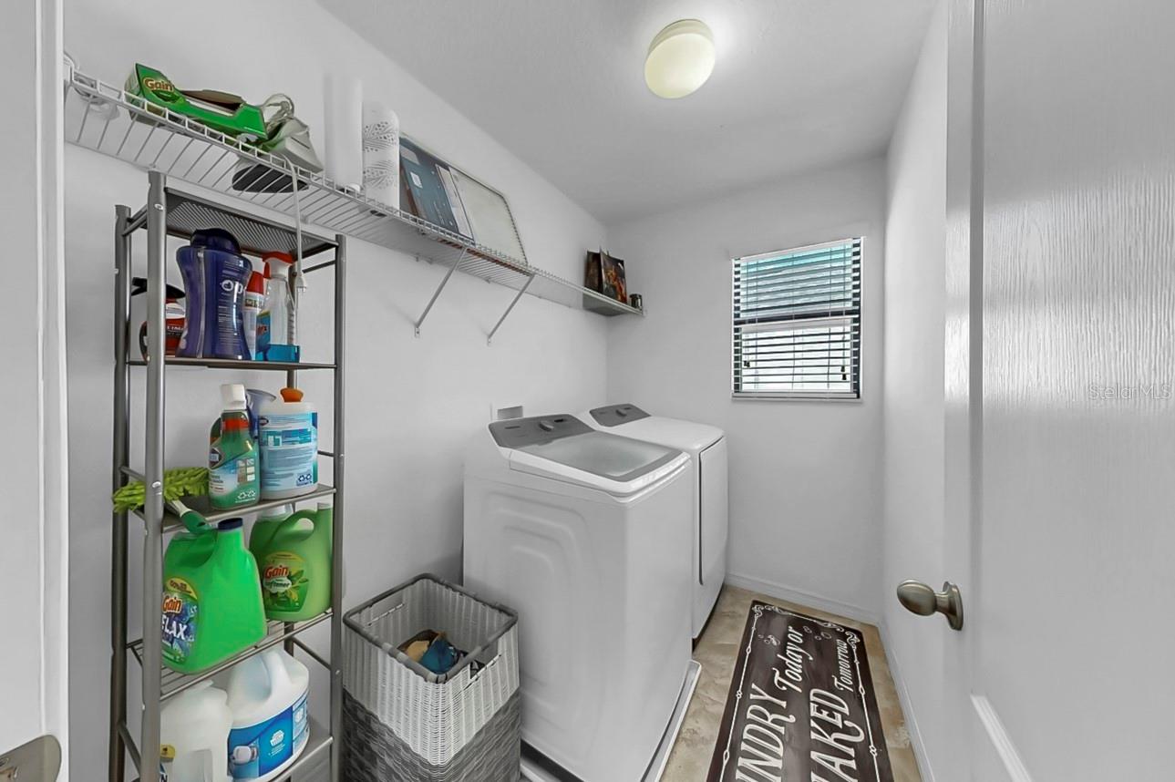 Image 37 of 60 For 10012 Newminster Loop