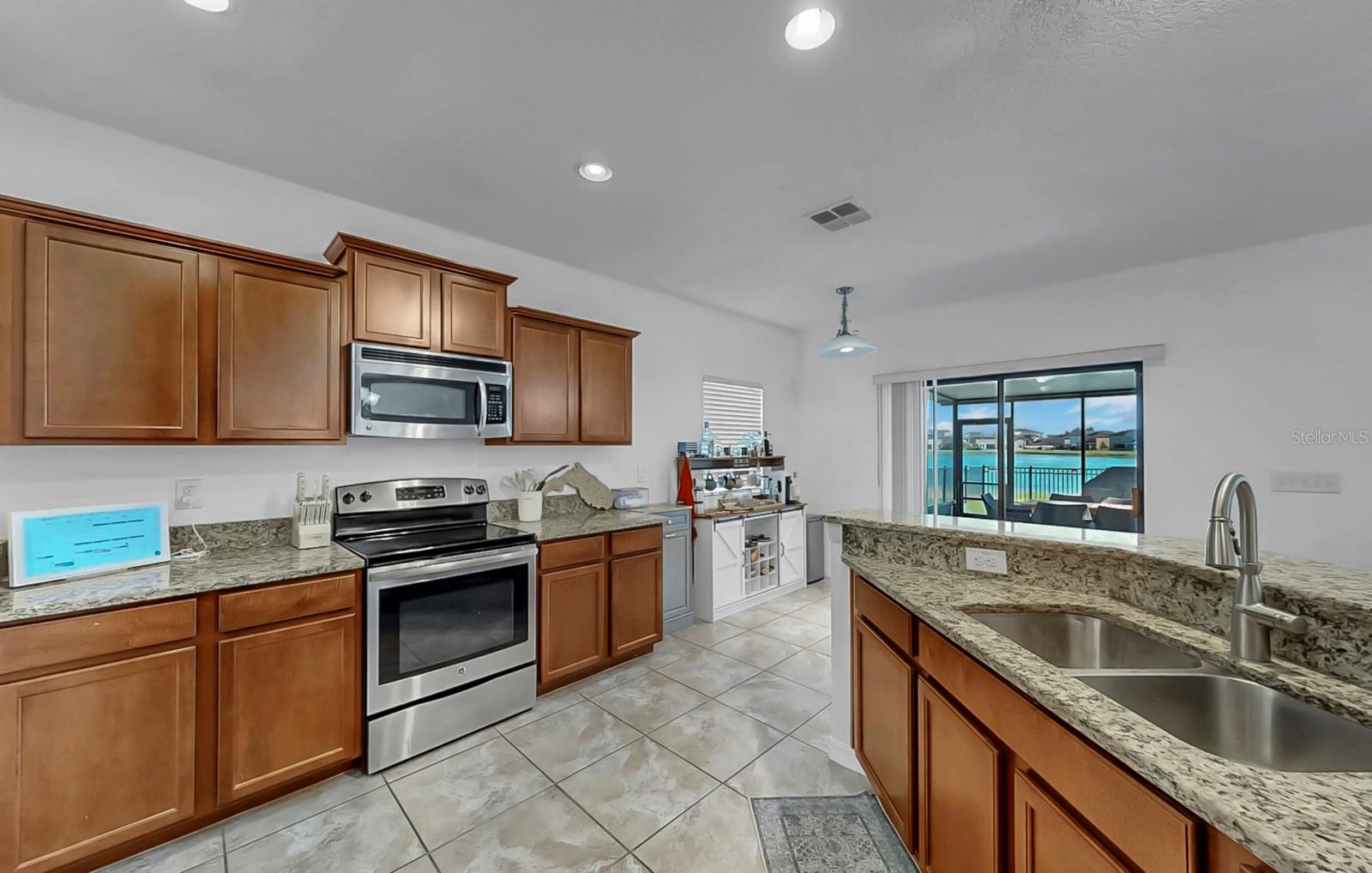 Image 6 of 60 For 10012 Newminster Loop