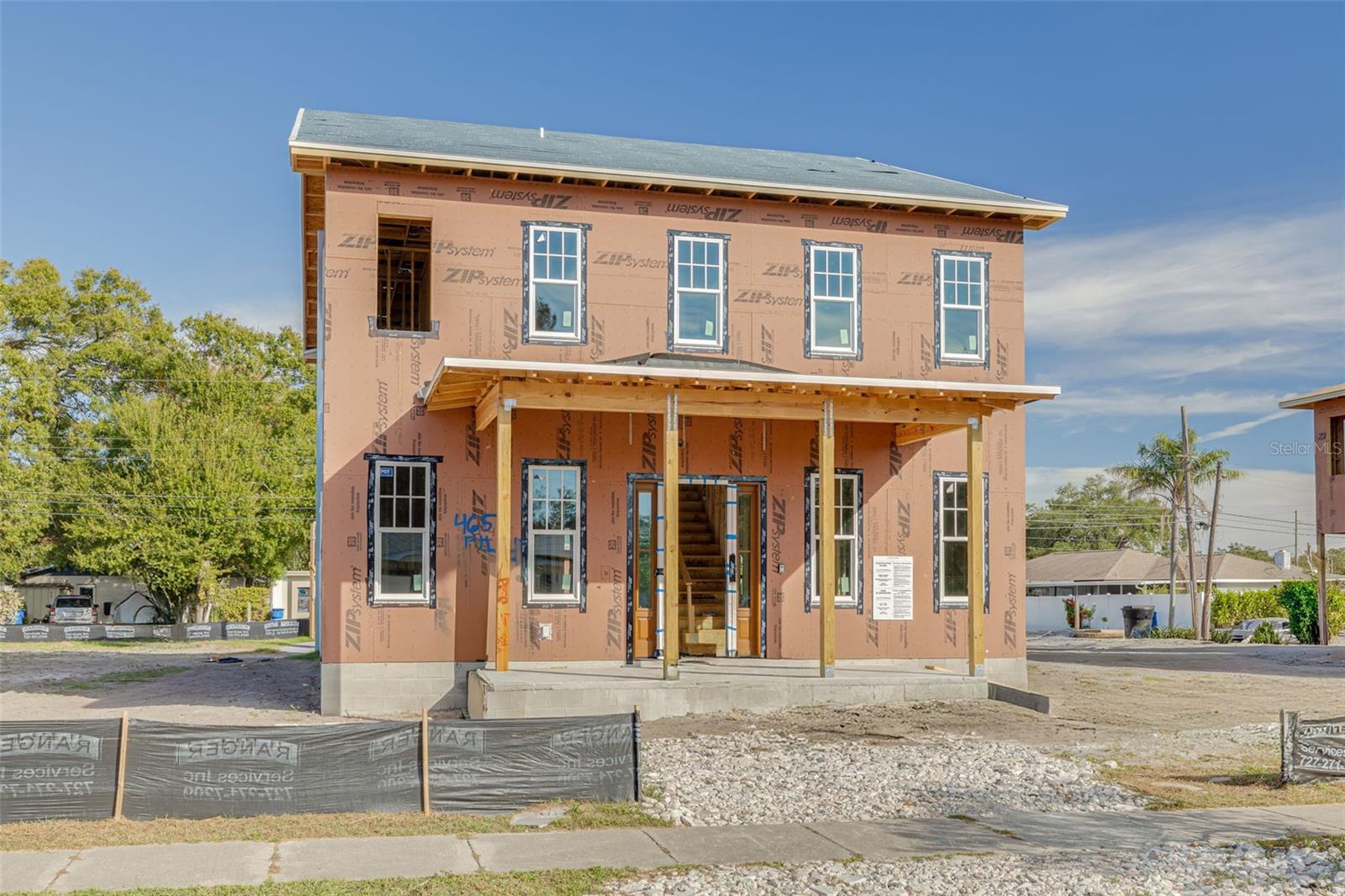 Image 3 of 11 For 465 47th Avenue N