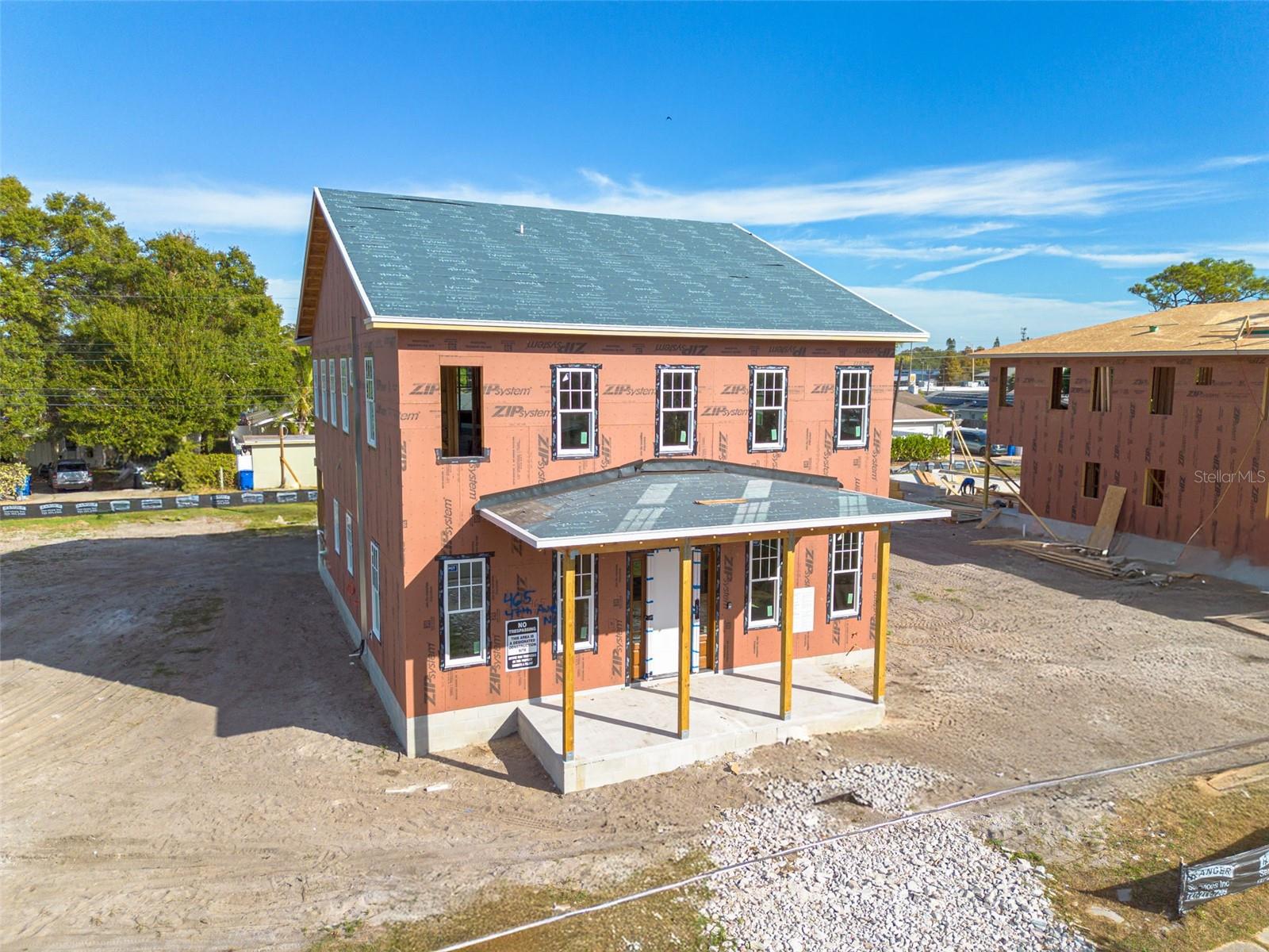 Image 4 of 11 For 465 47th Avenue N