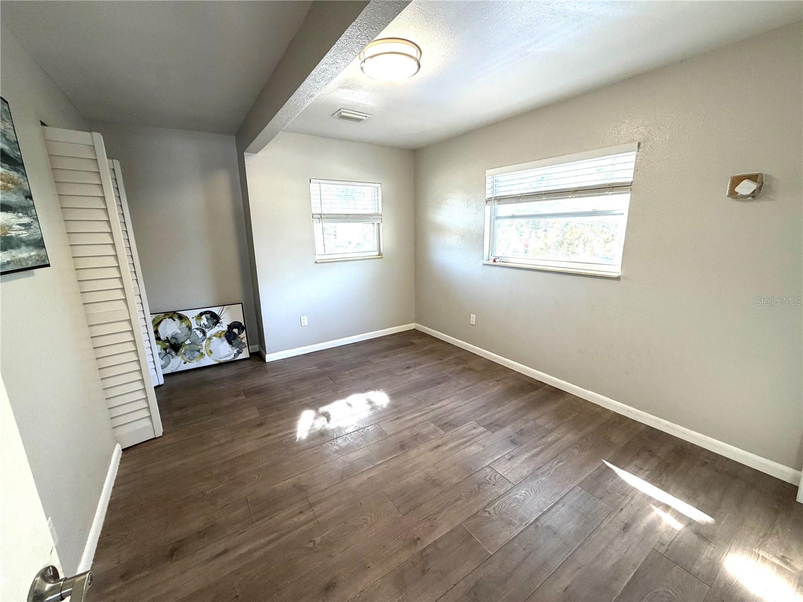 Image 6 of 9 For 999 Dr Martin Luther King Jr Street S 4