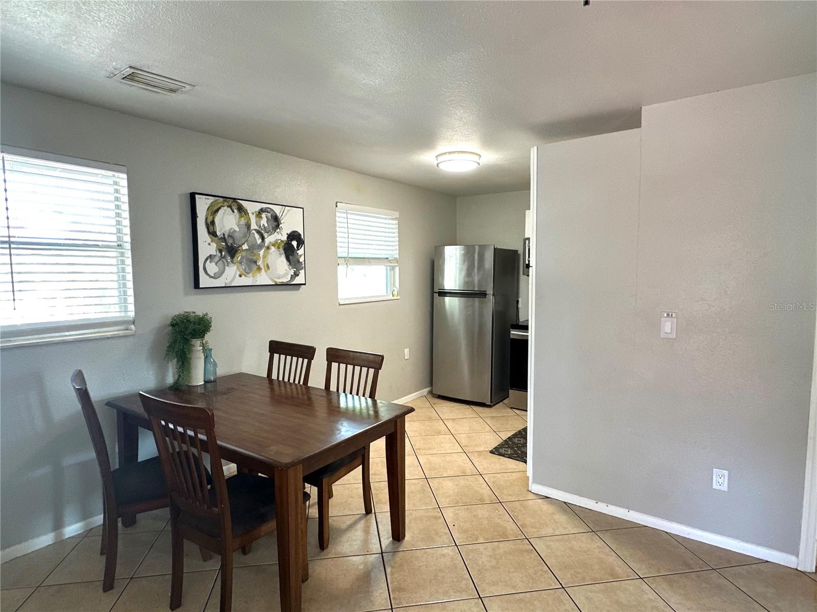 Image 7 of 9 For 999 Dr Martin Luther King Jr Street S 4