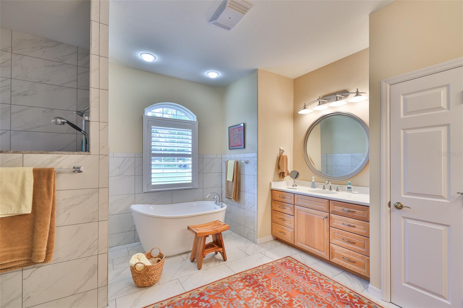 Image 13 of 50 For 11 Grandifloras Court