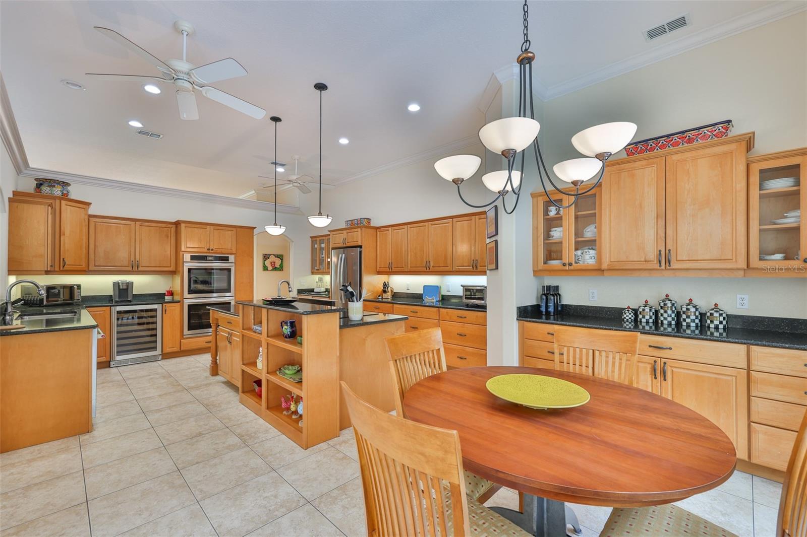 Image 24 of 50 For 11 Grandifloras Court