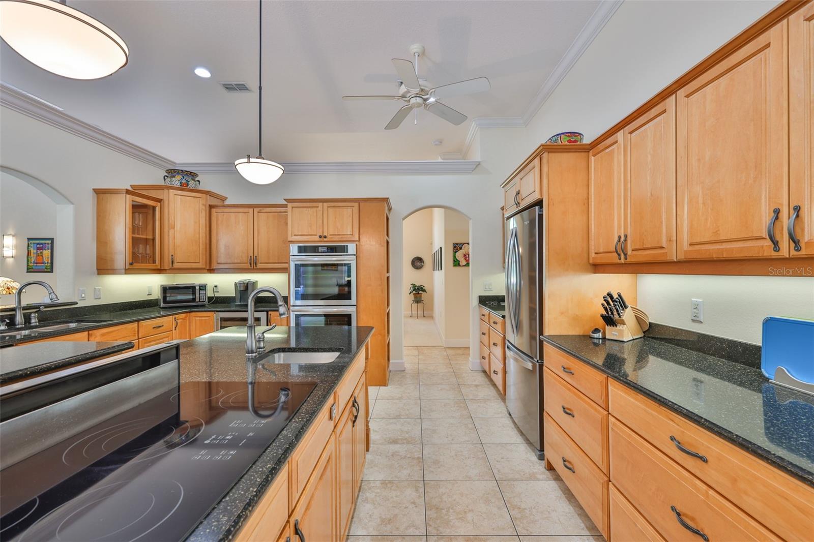 Image 27 of 50 For 11 Grandifloras Court