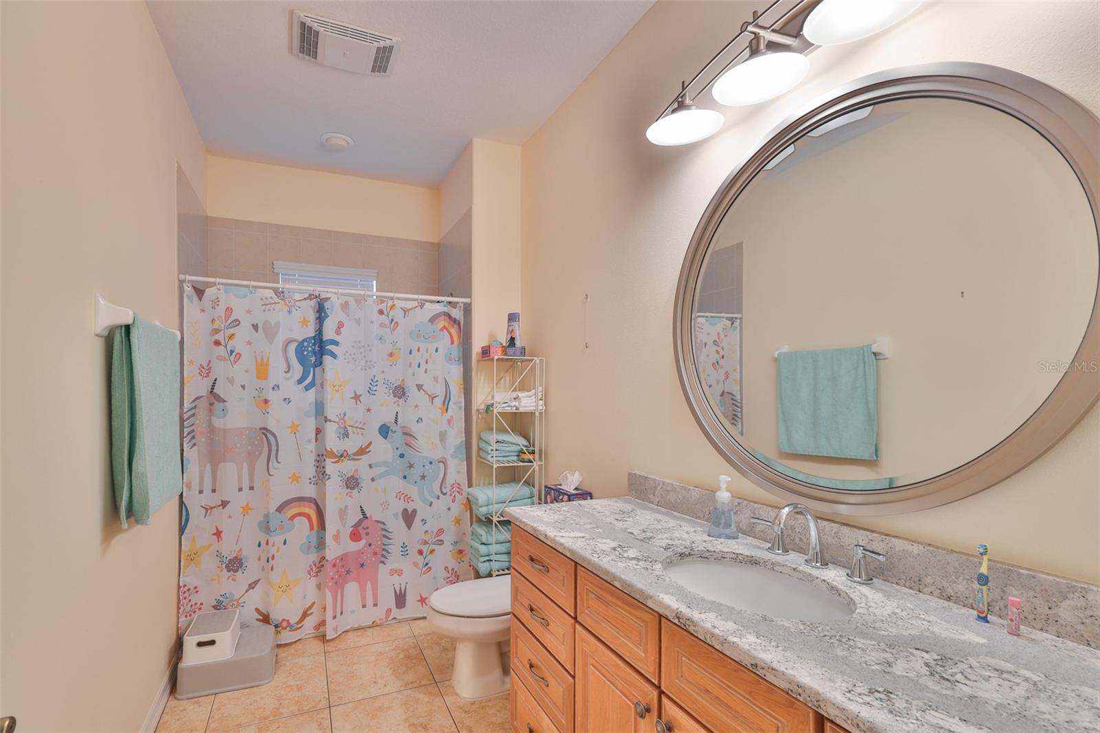 Image 34 of 50 For 11 Grandifloras Court