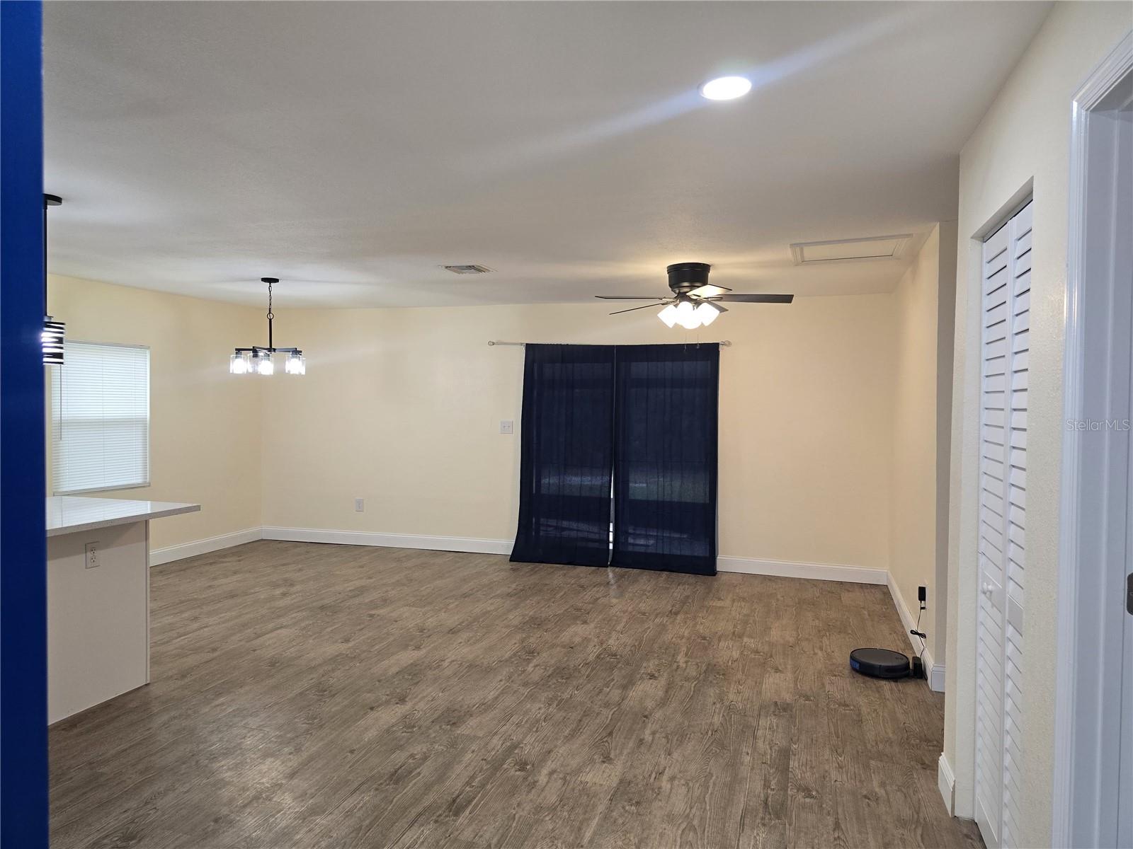 Image 13 of 32 For 2301 Moody Avenue