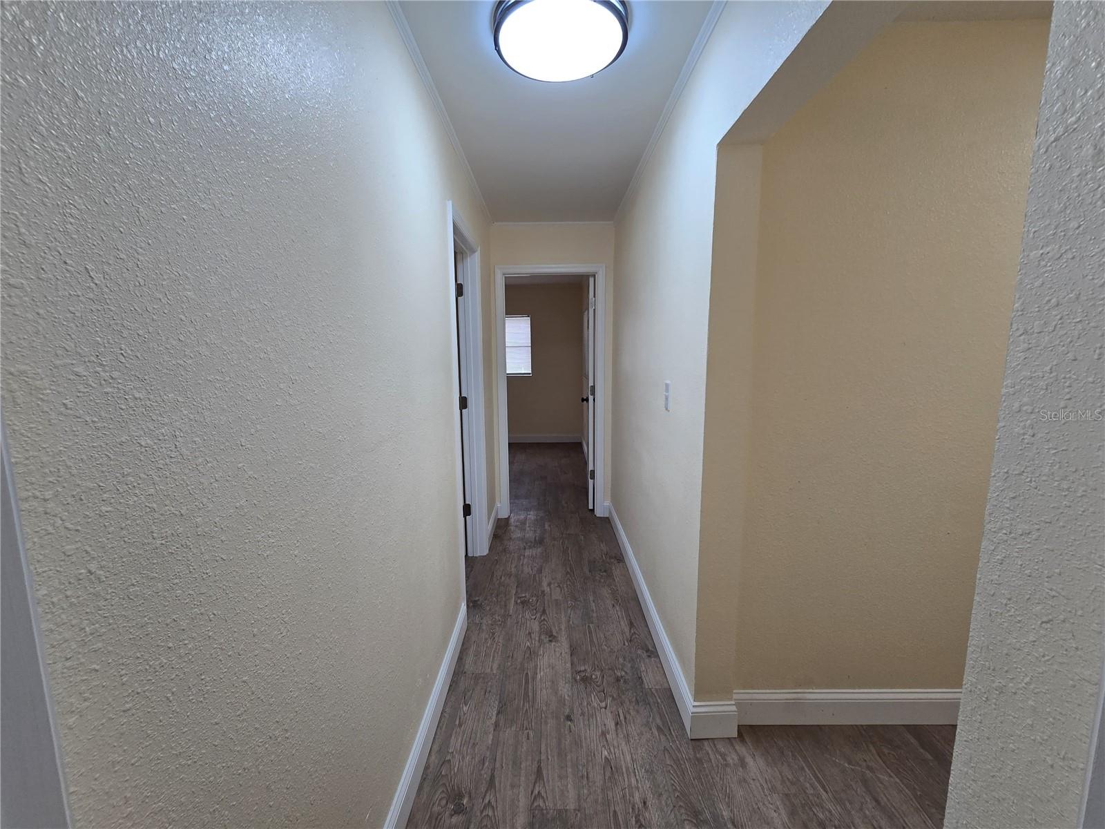 Image 24 of 32 For 2301 Moody Avenue