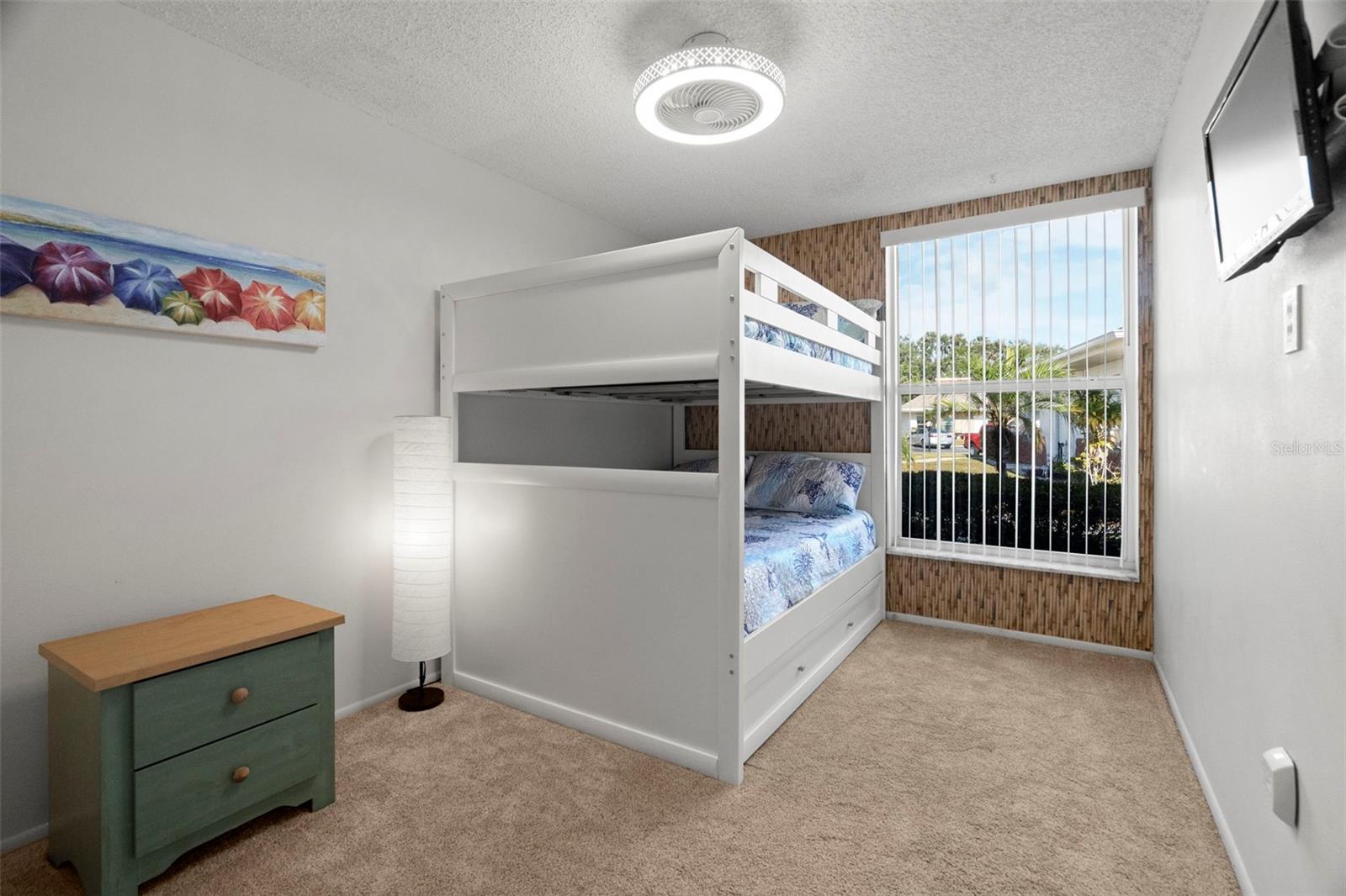 Image 11 of 24 For 4353 Tahitian Gardens Cir B