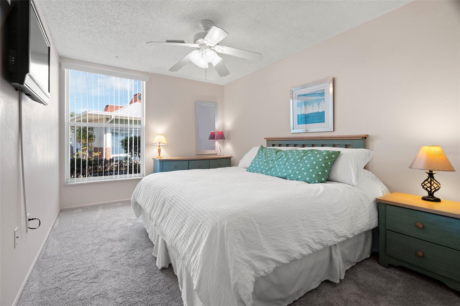 Image 16 of 24 For 4353 Tahitian Gardens Cir B