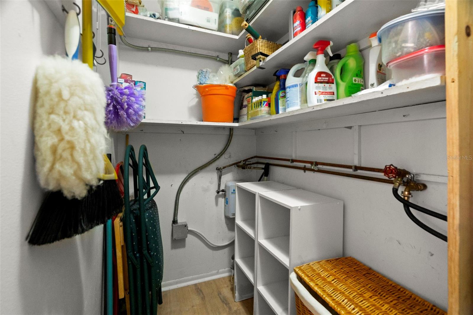 Image 20 of 24 For 4353 Tahitian Gardens Cir B