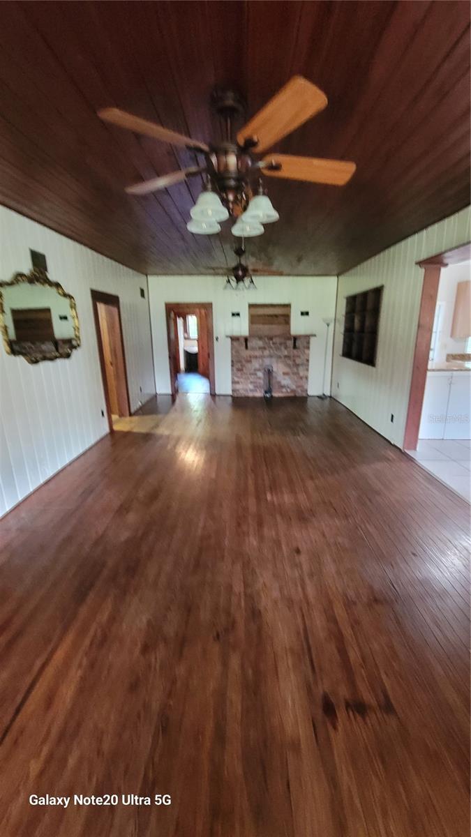 Image 8 of 24 For 36445 Trilby Road