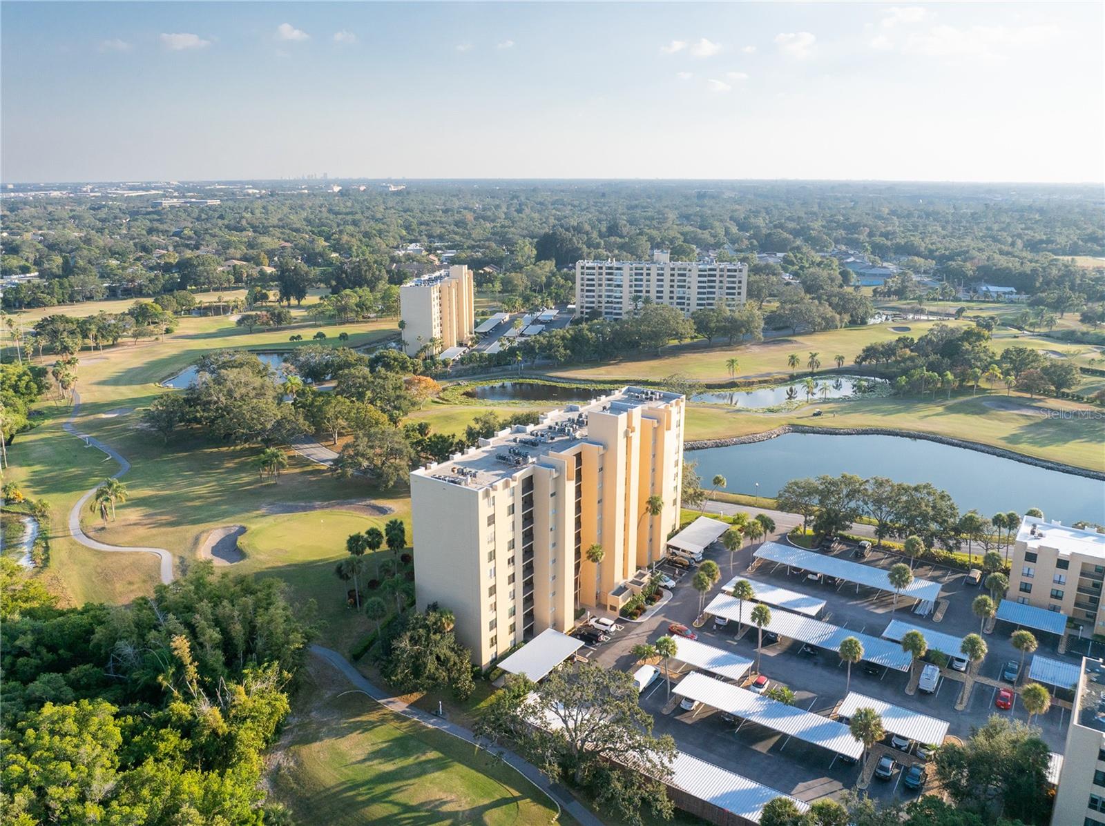 Image 17 of 40 For 2616 Cove Cay Drive 802