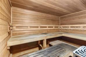 Image 39 of 40 For 2616 Cove Cay Drive 802