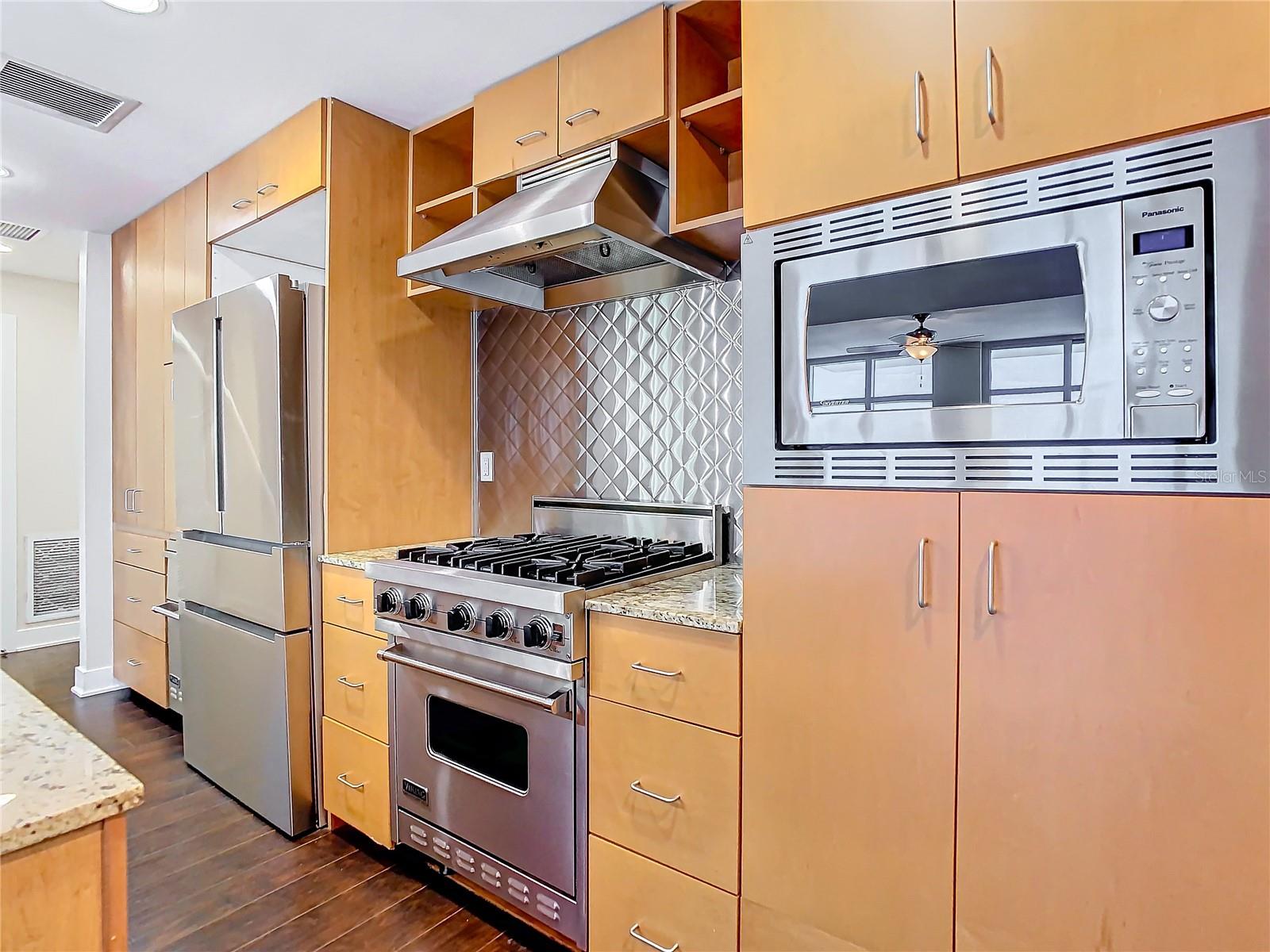 Image 14 of 59 For 1208 Kennedy Boulevard 1209