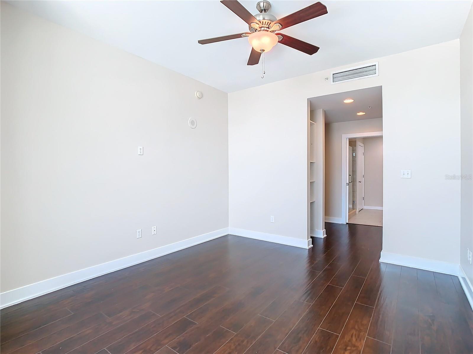 Image 25 of 59 For 1208 Kennedy Boulevard 1209