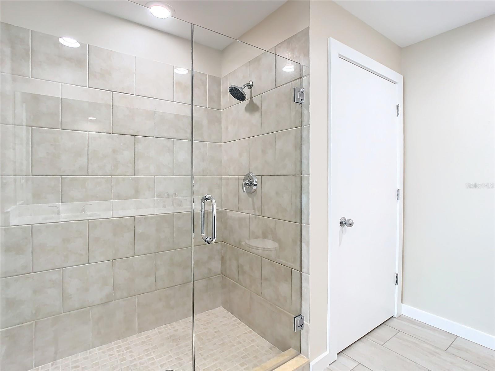 Image 31 of 59 For 1208 Kennedy Boulevard 1209