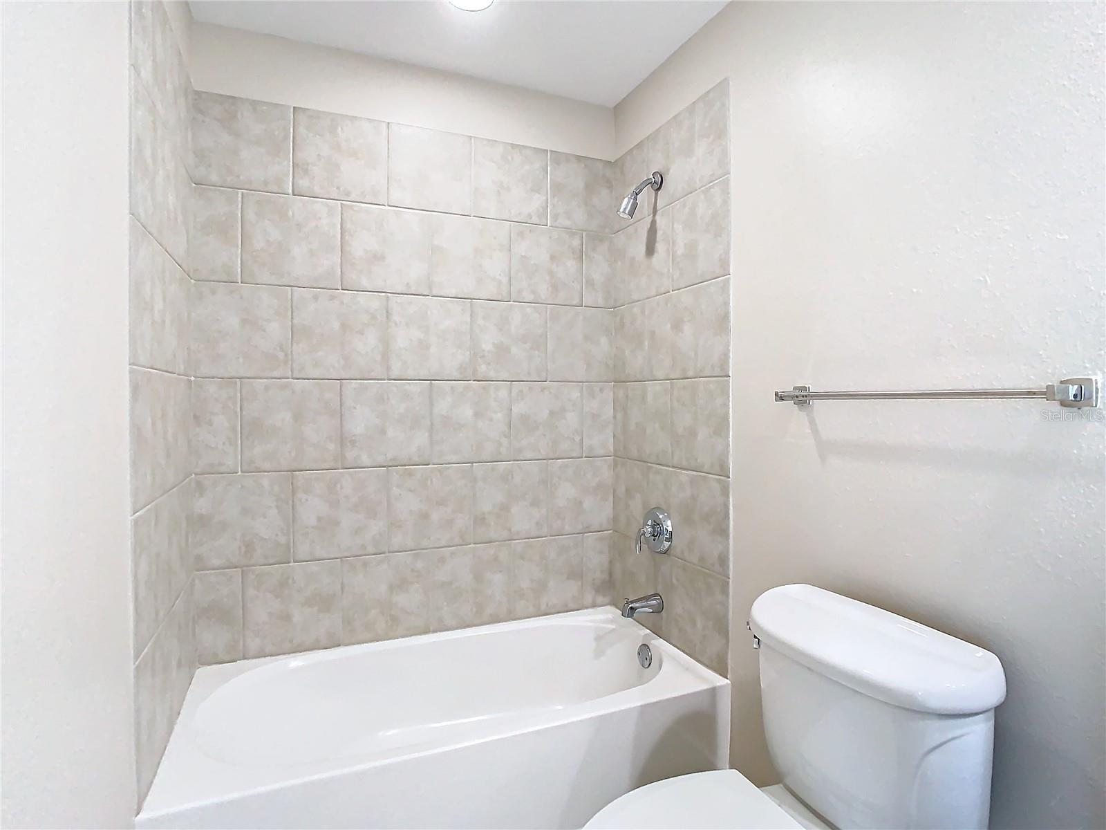 Image 42 of 59 For 1208 Kennedy Boulevard 1209