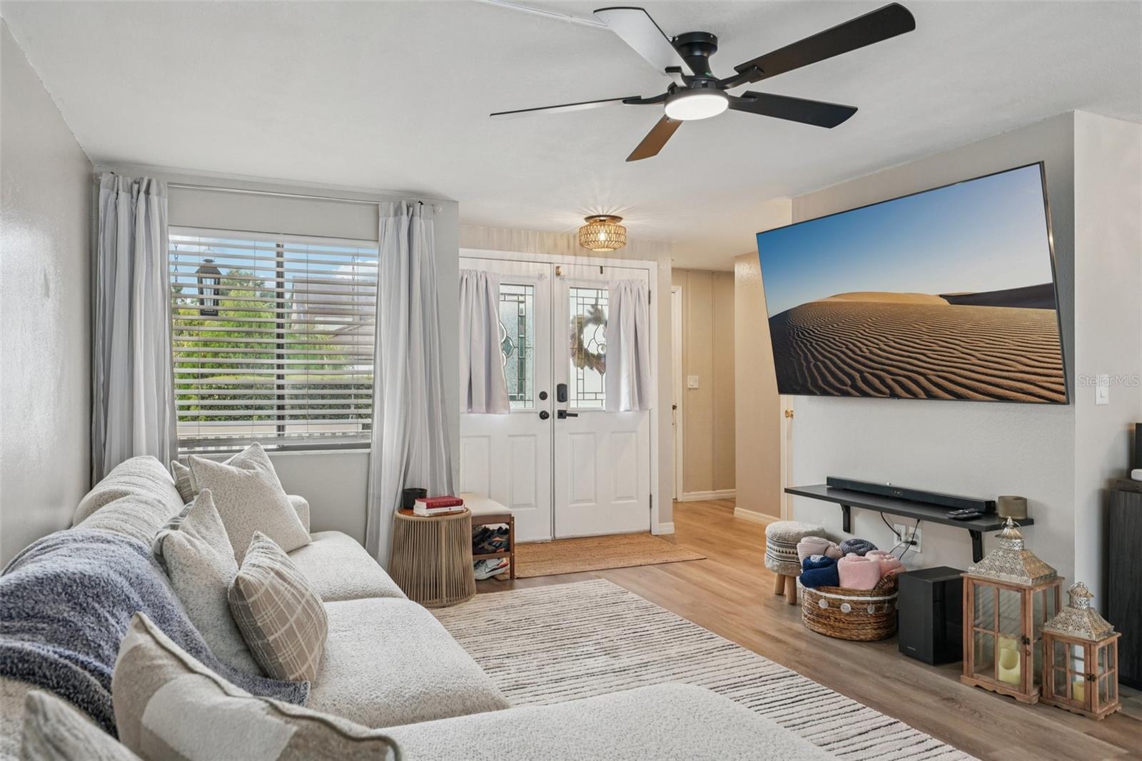 Image 13 of 80 For 12824 Settlers Drive