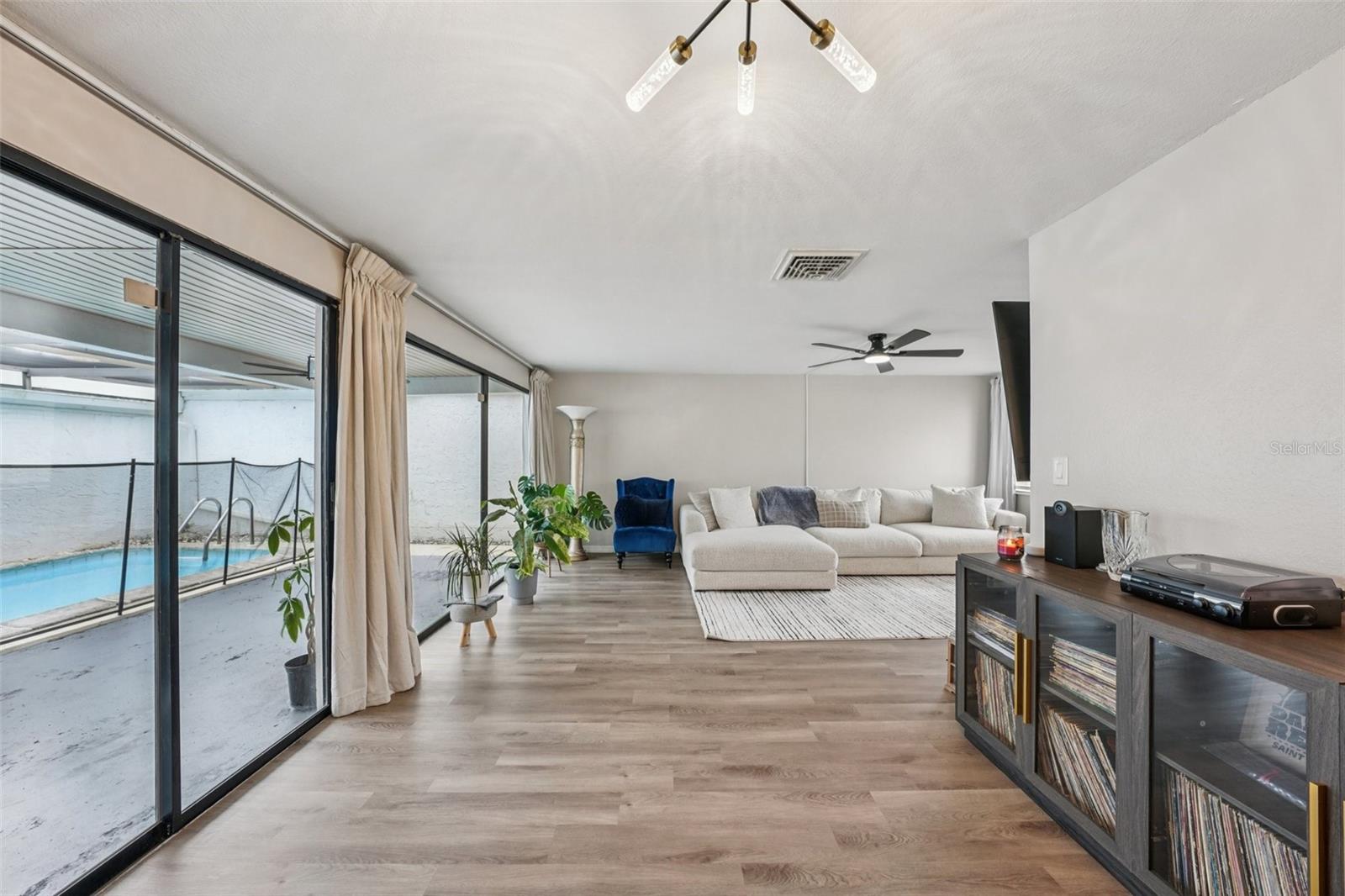 Image 16 of 80 For 12824 Settlers Drive