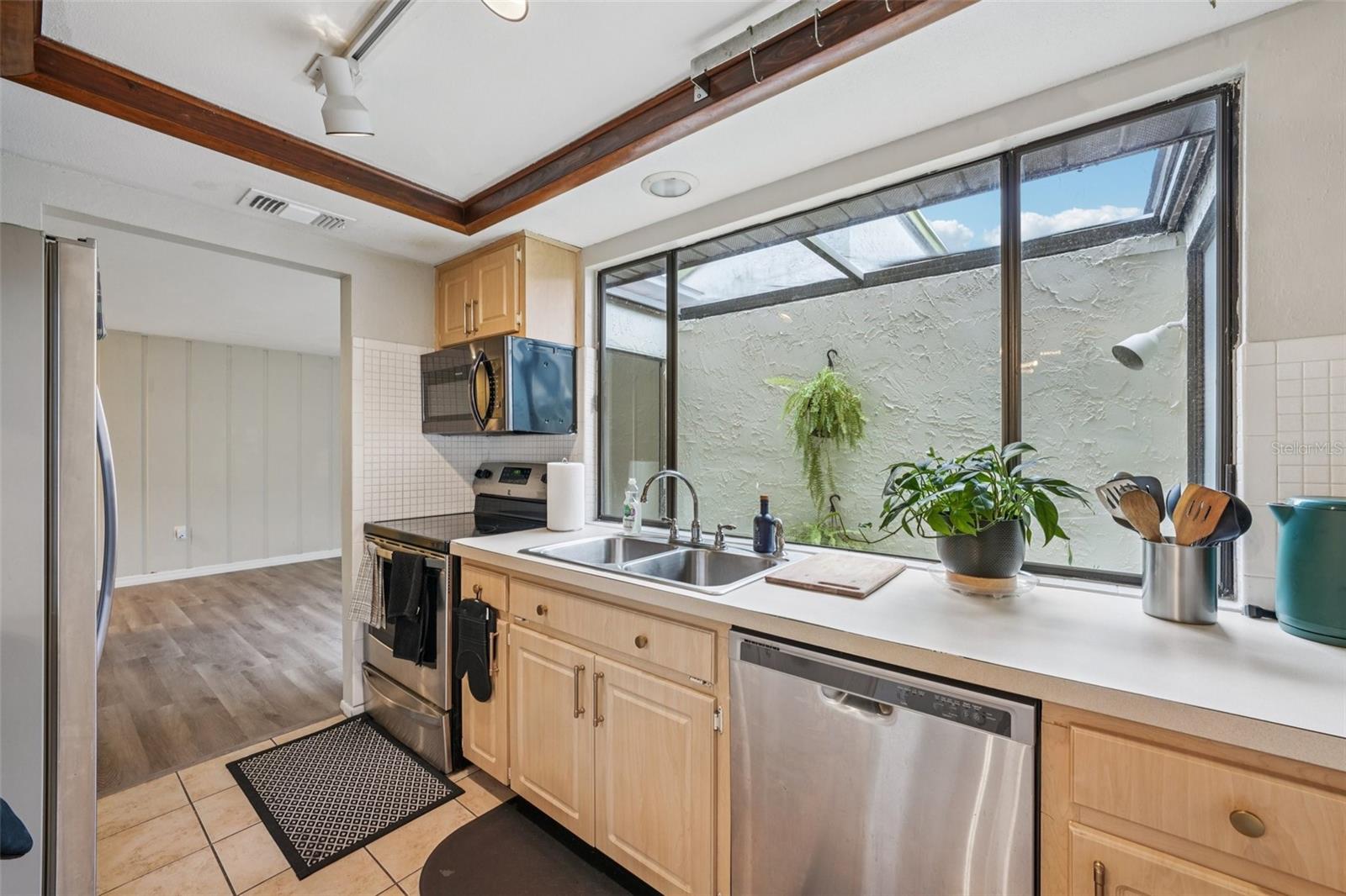 Image 19 of 80 For 12824 Settlers Drive