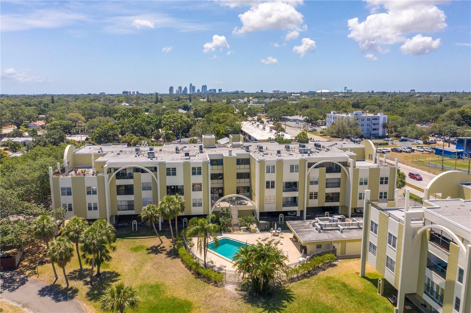 Image 21 of 21 For 4651 1st Street Ne 309