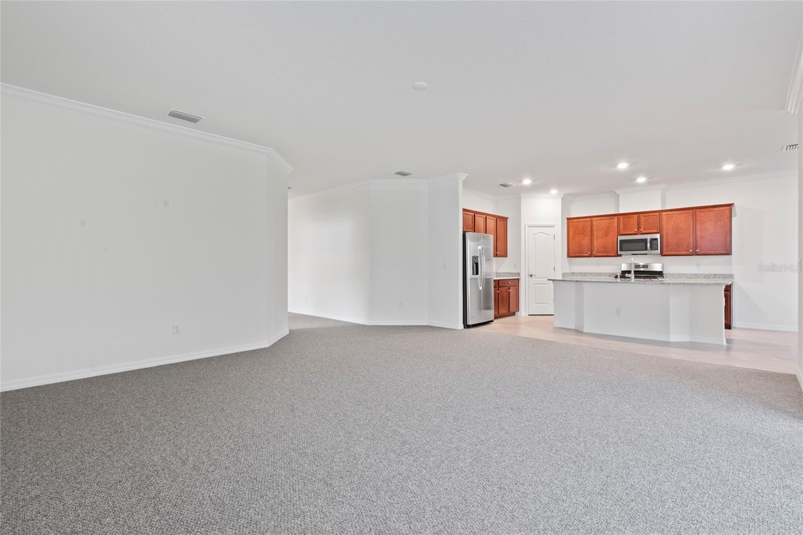 Image 12 of 81 For 5115 Tobermory Way