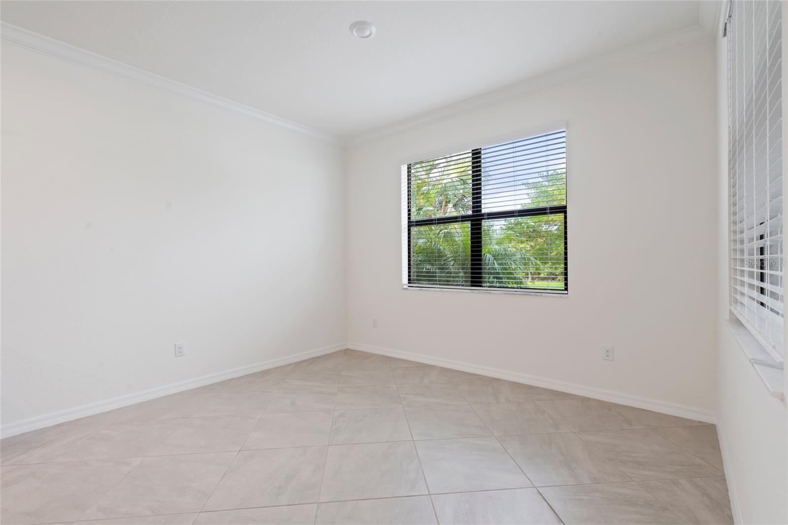 Image 41 of 81 For 5115 Tobermory Way