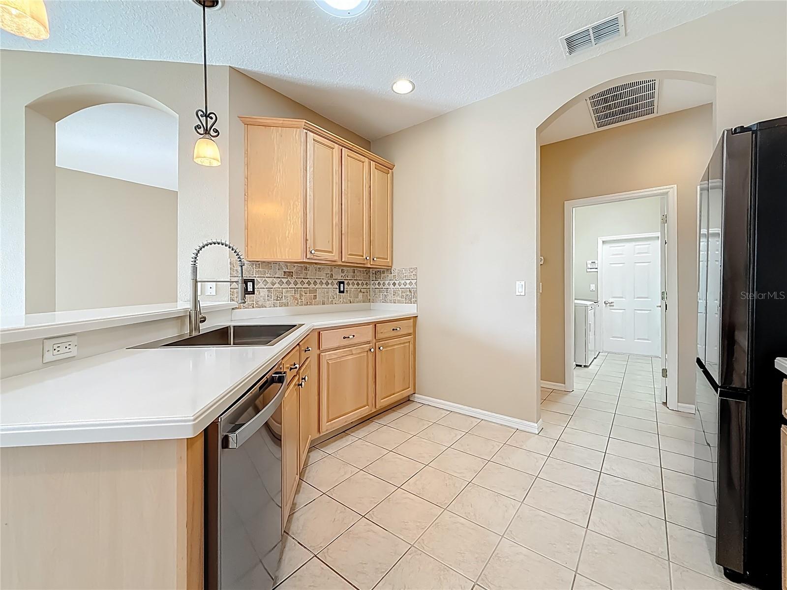 Image 24 of 98 For 4961 Breeze Circle