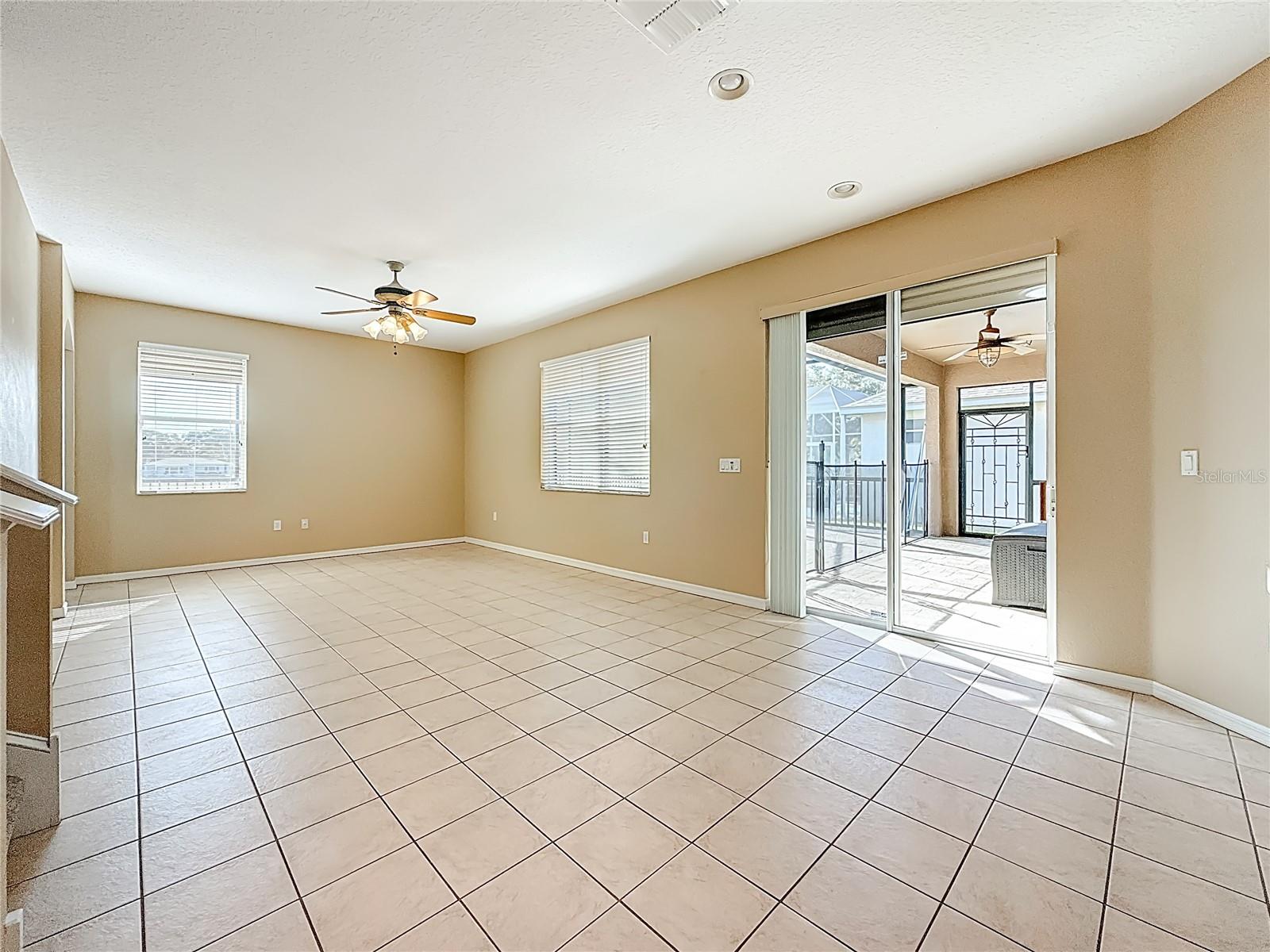 Image 31 of 98 For 4961 Breeze Circle