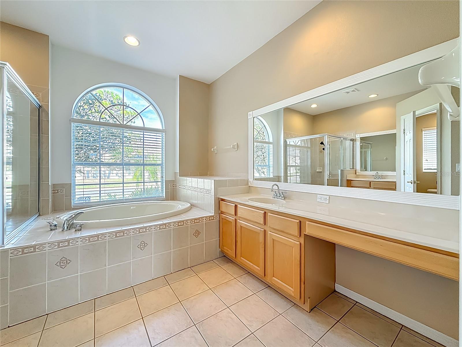 Image 42 of 98 For 4961 Breeze Circle