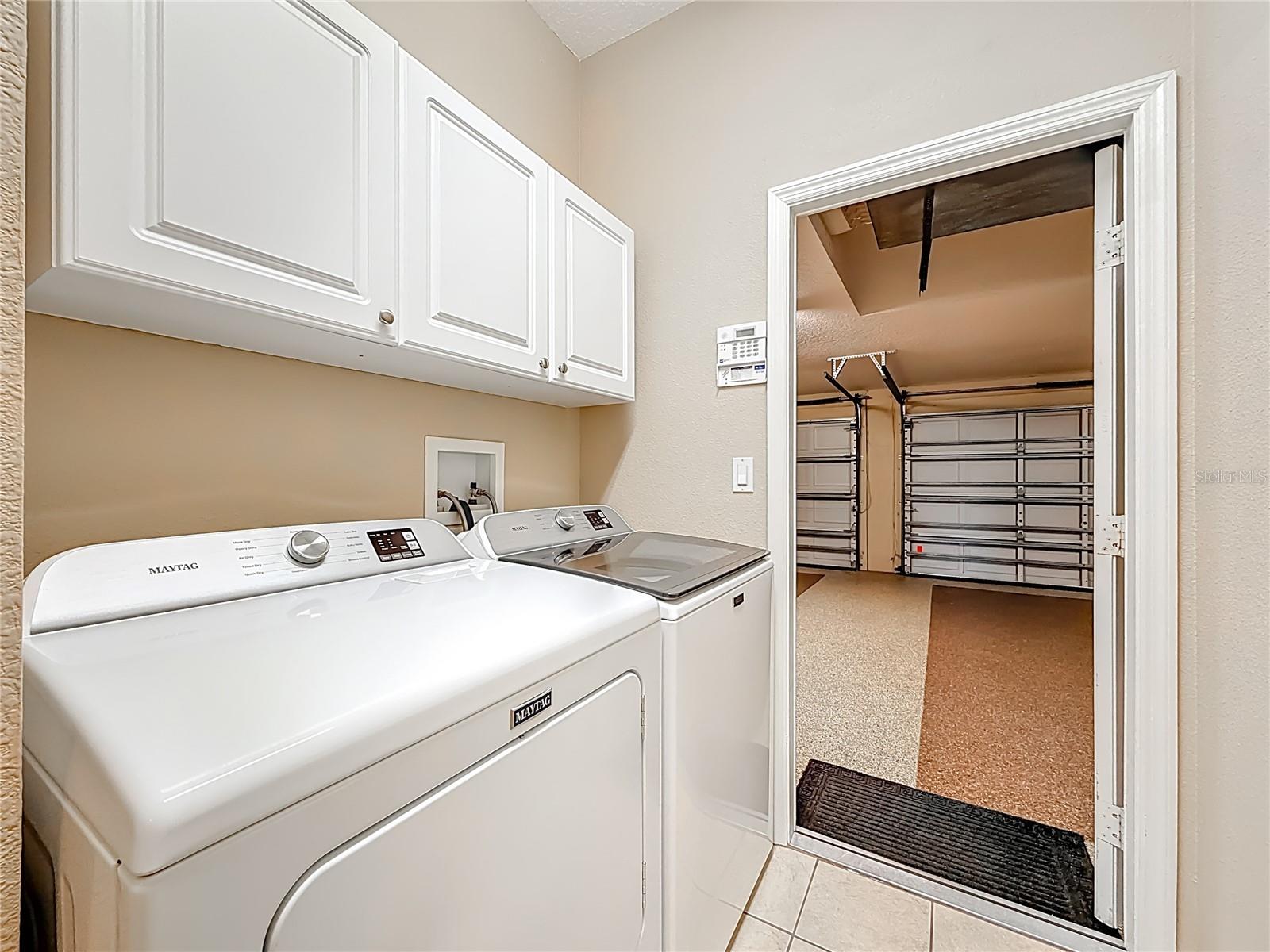 Image 71 of 98 For 4961 Breeze Circle