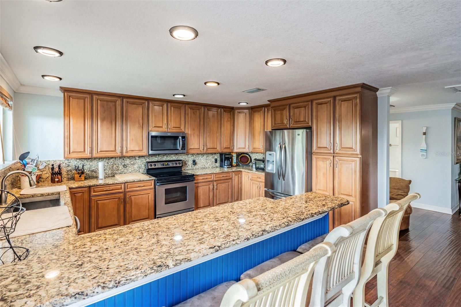 Image 13 of 86 For 815 2nd Avenue