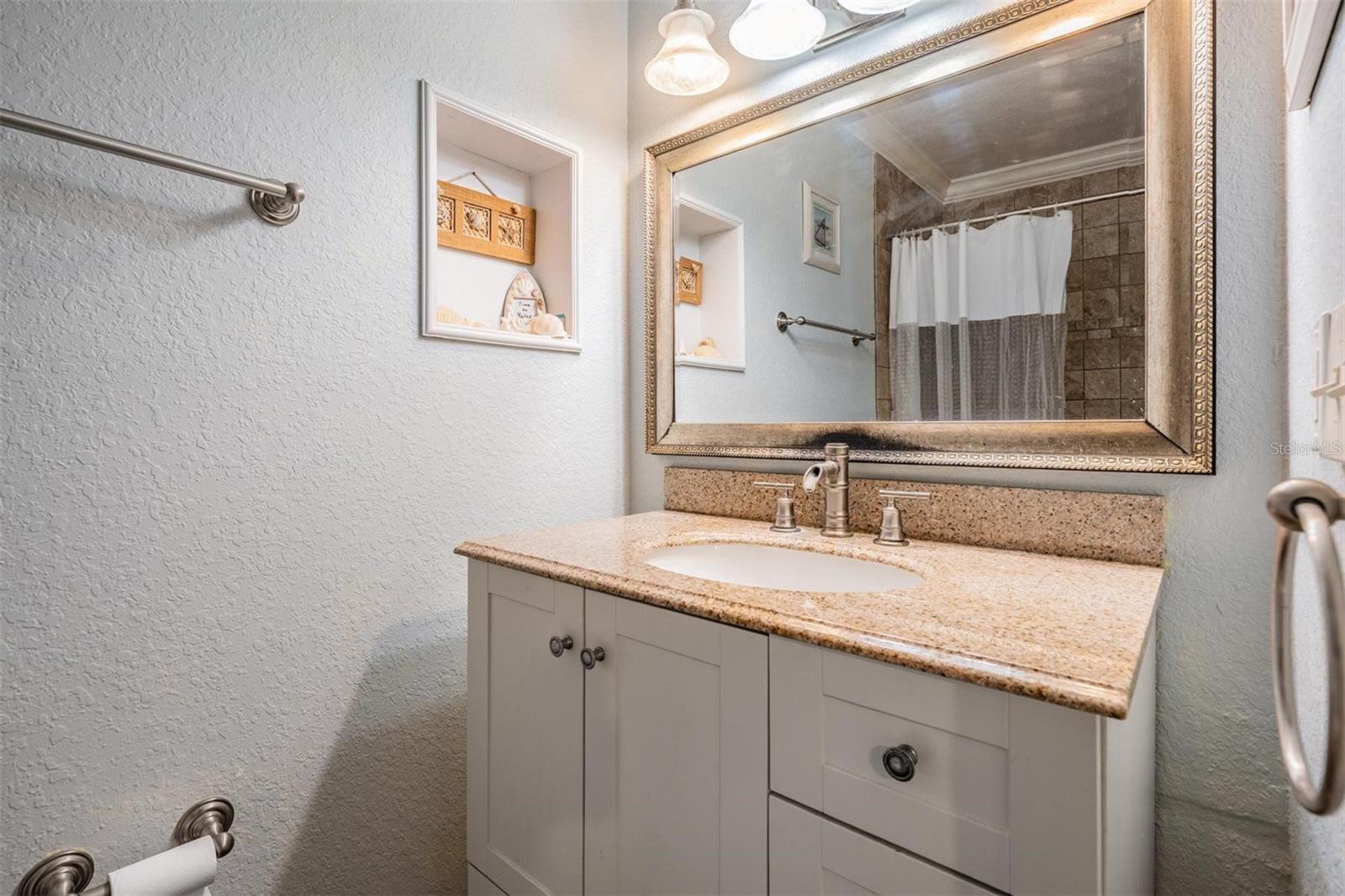 Image 19 of 86 For 815 2nd Avenue