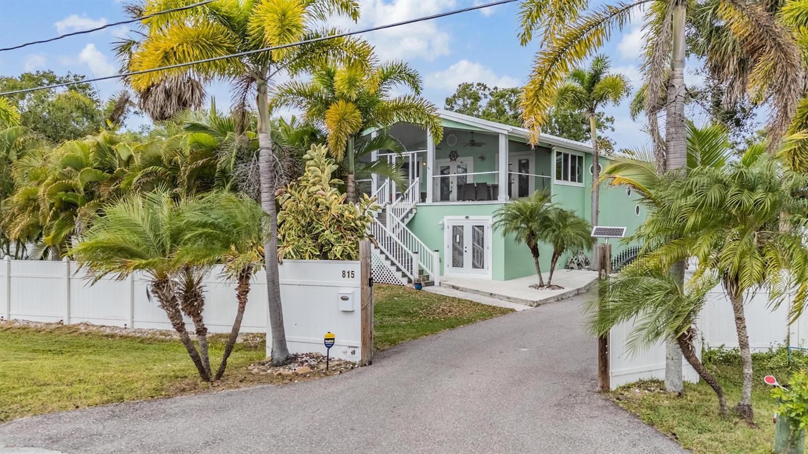 Image 2 of 86 For 815 2nd Avenue