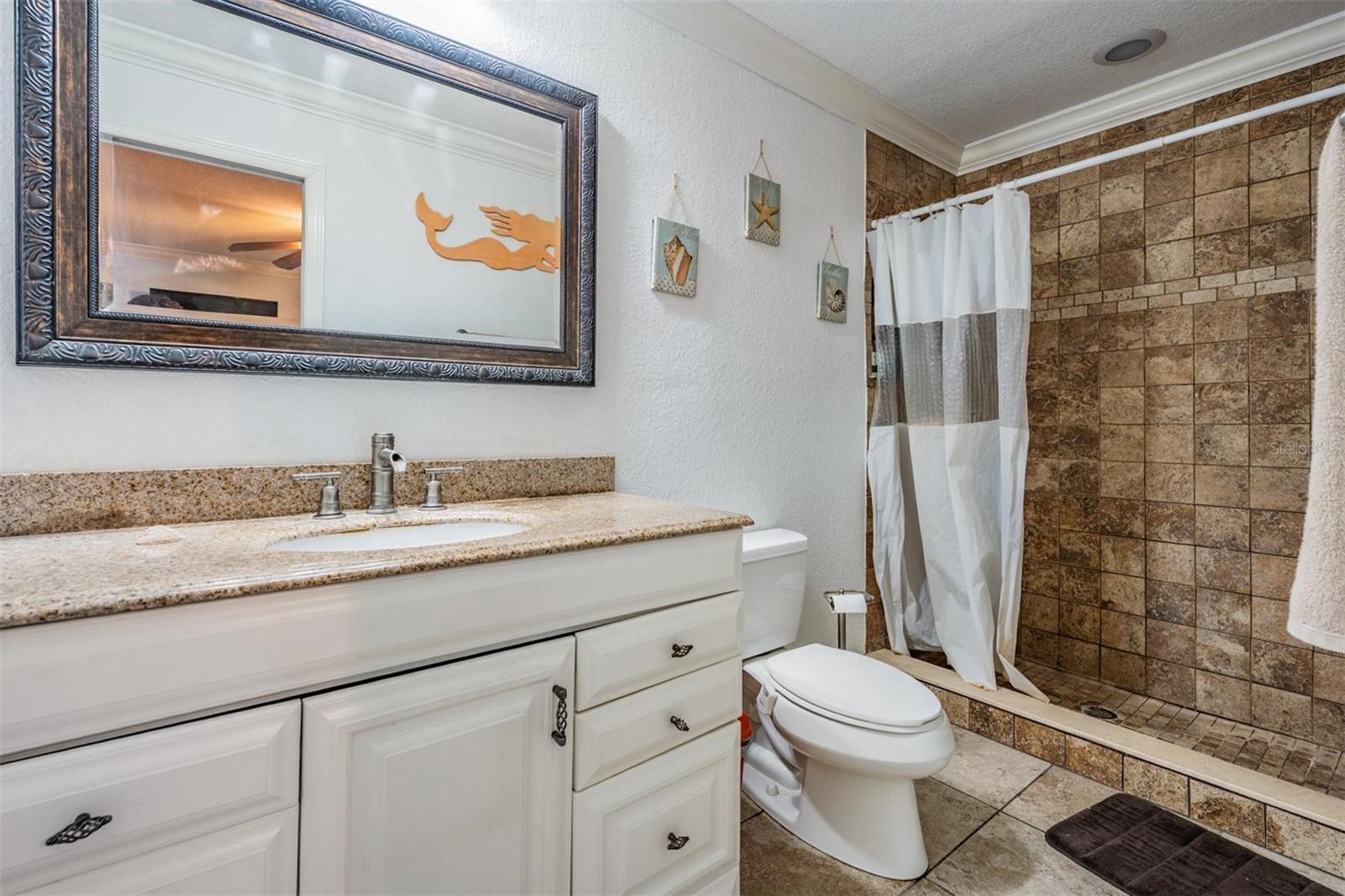 Image 23 of 86 For 815 2nd Avenue