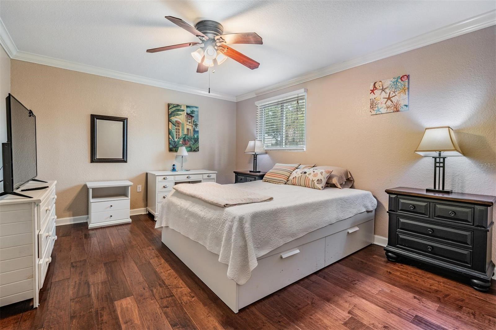 Image 25 of 86 For 815 2nd Avenue