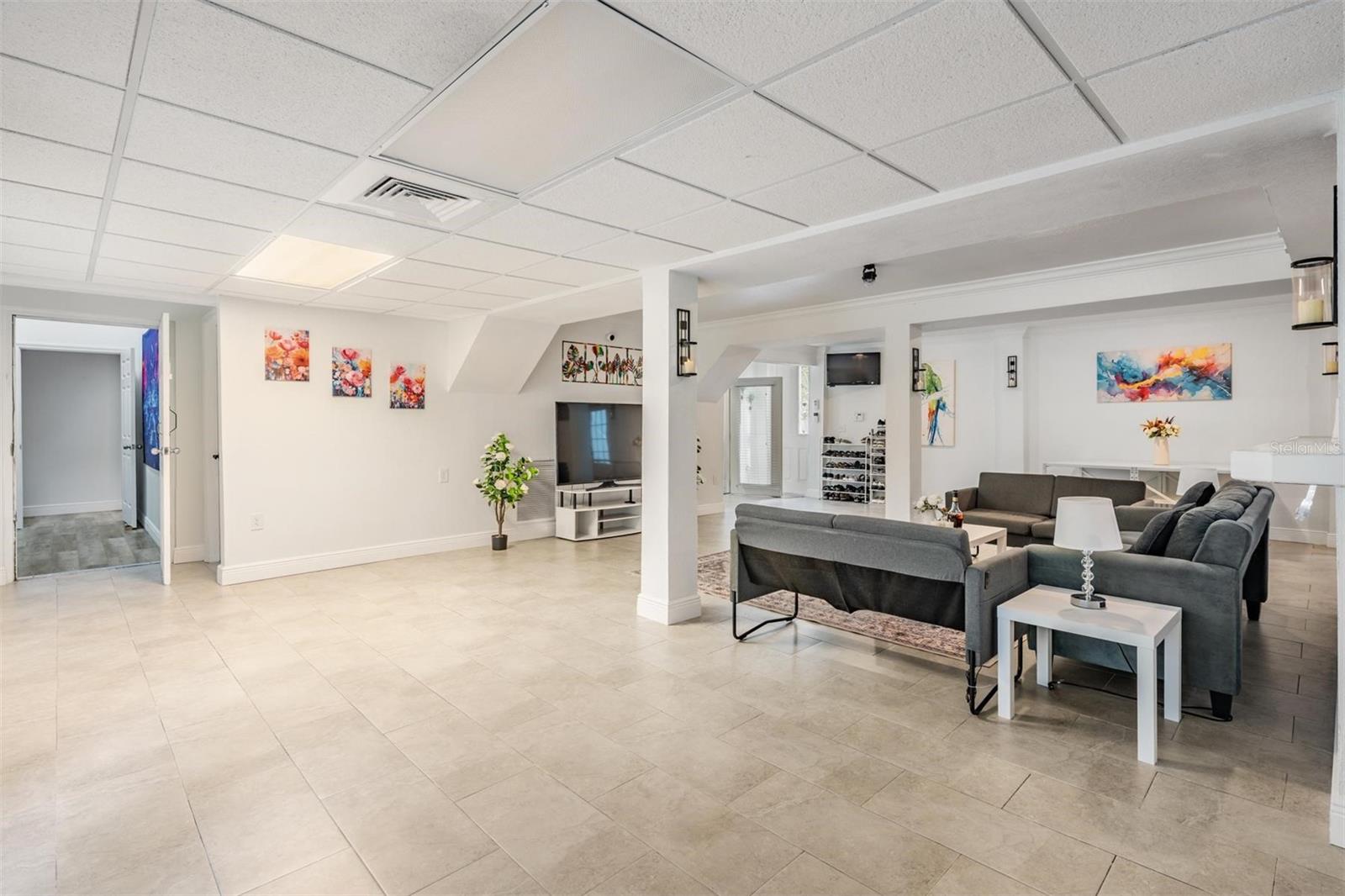 Image 35 of 86 For 815 2nd Avenue