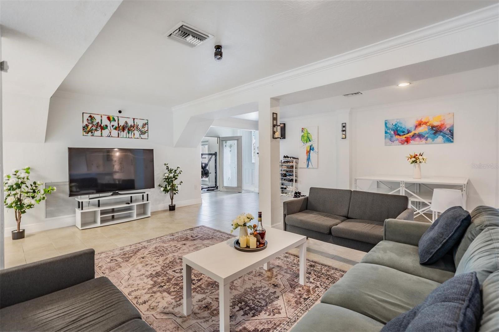 Image 36 of 86 For 815 2nd Avenue