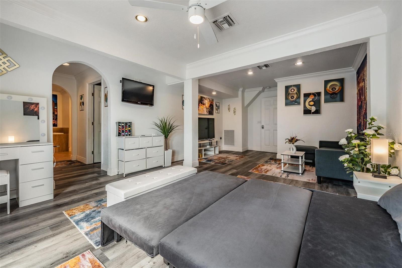 Image 57 of 86 For 815 2nd Avenue