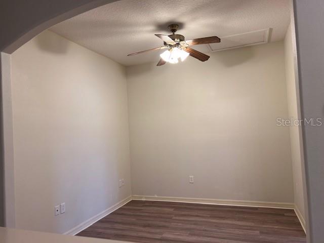 Image 20 of 27 For 1140 Hillhurst Drive