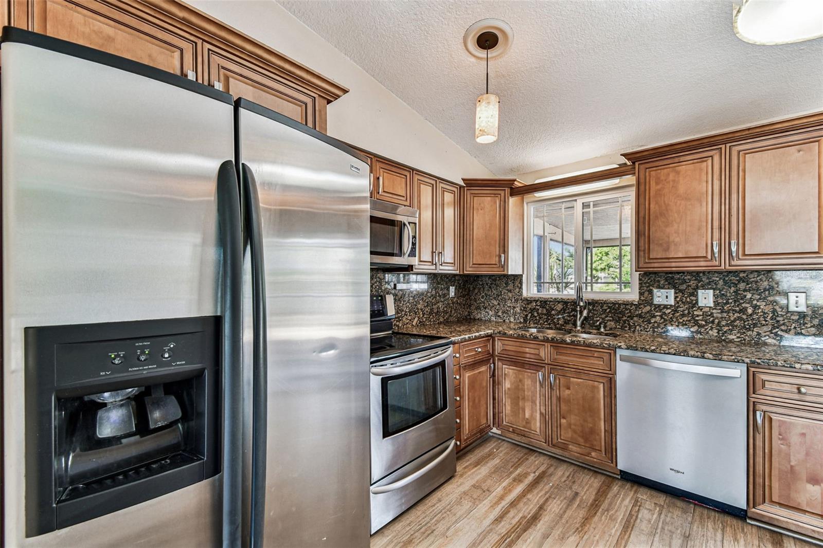 Image 18 of 78 For 648 Timber Bay Circle E