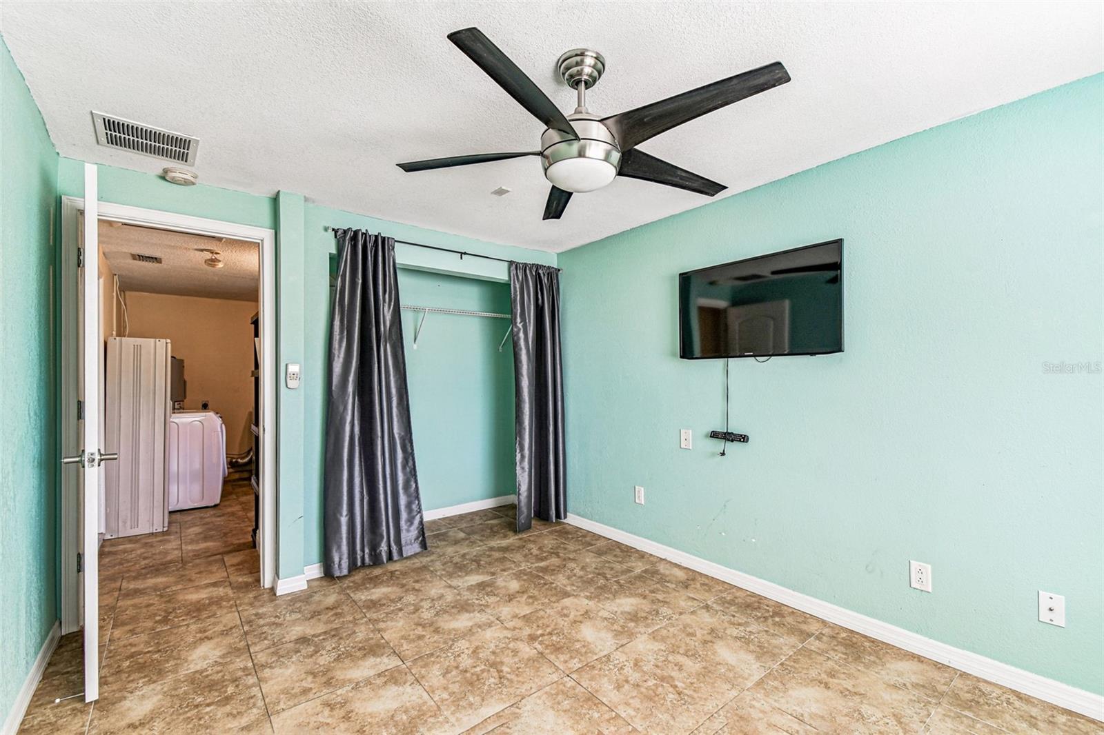 Image 36 of 78 For 648 Timber Bay Circle E