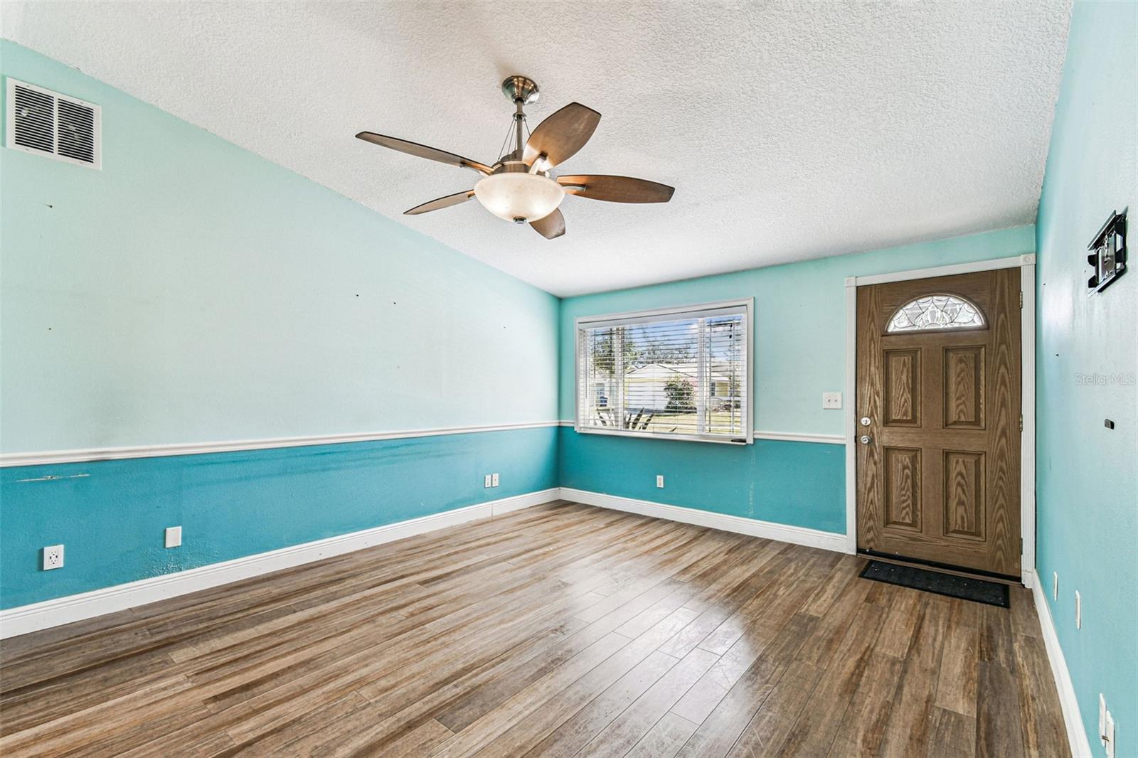 Image 7 of 78 For 648 Timber Bay Circle E