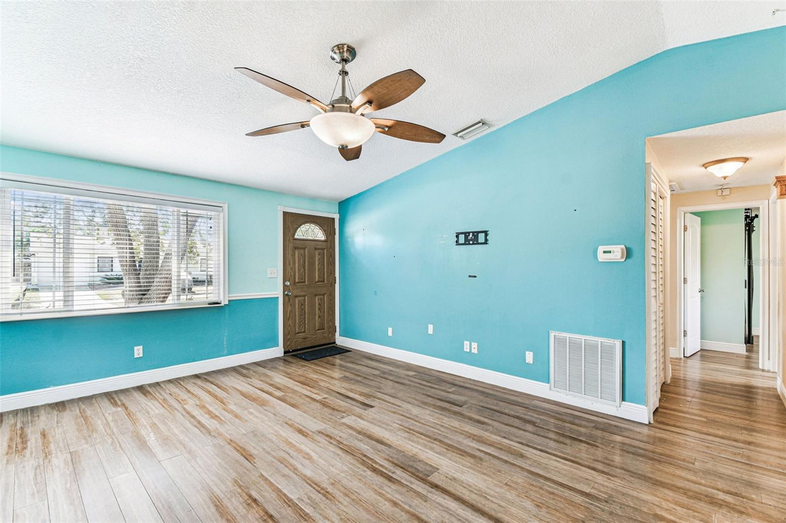 Image 8 of 78 For 648 Timber Bay Circle E