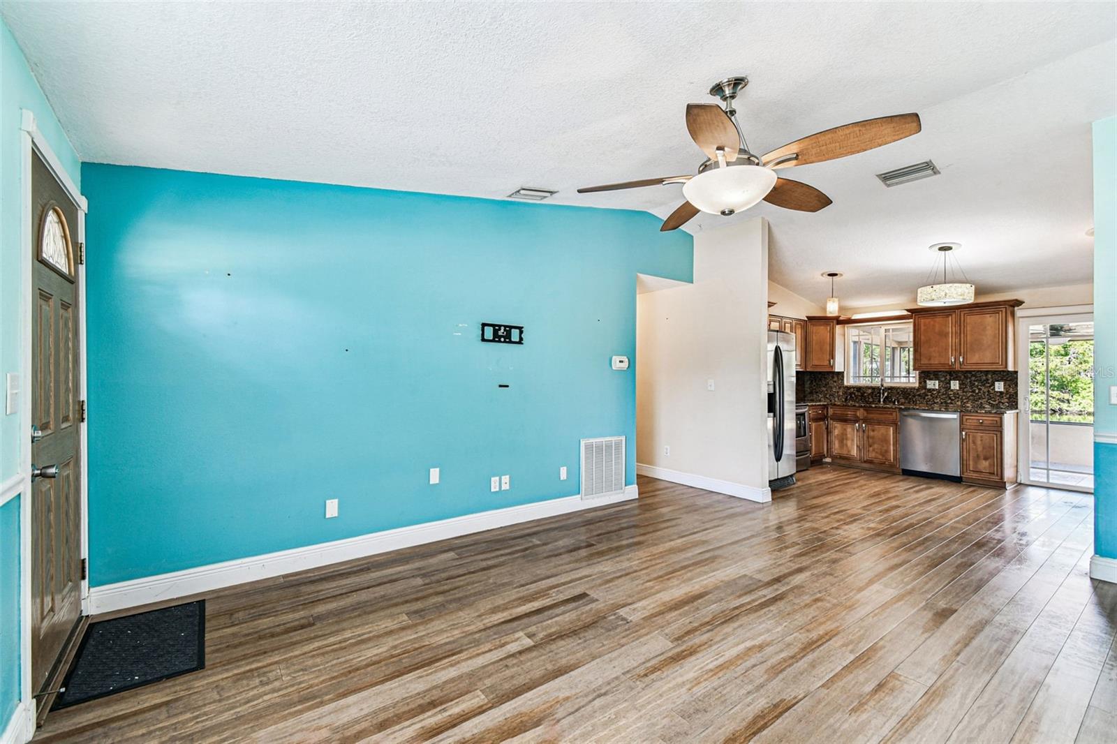 Image 9 of 78 For 648 Timber Bay Circle E